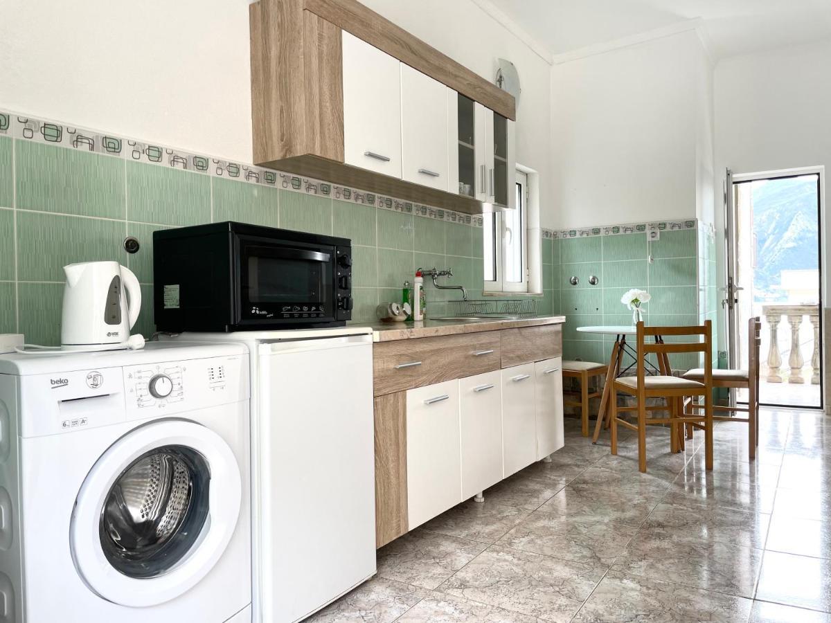 Apartment Vladan Kotor Eksteriør billede