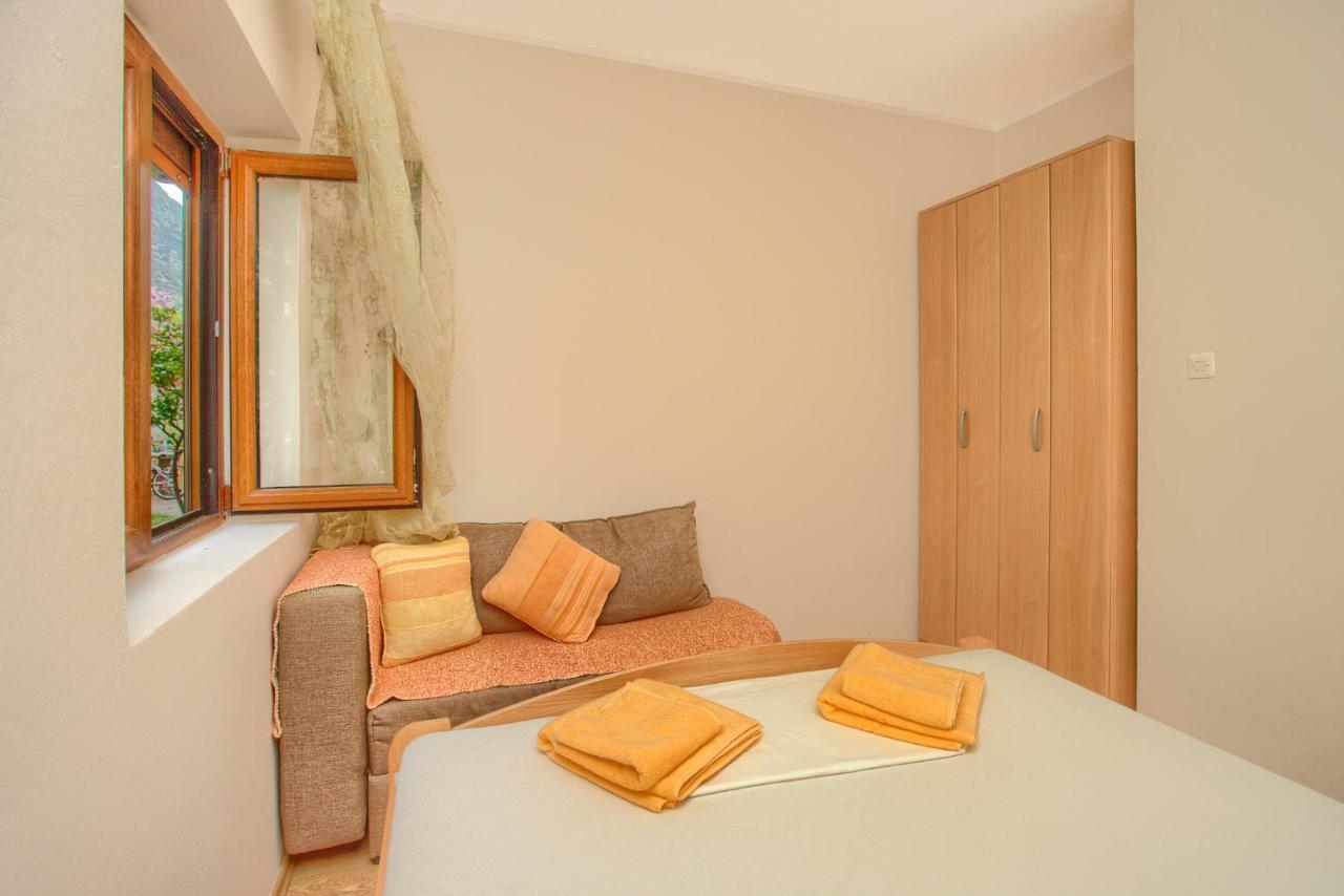 Apartment Vladan Kotor Eksteriør billede